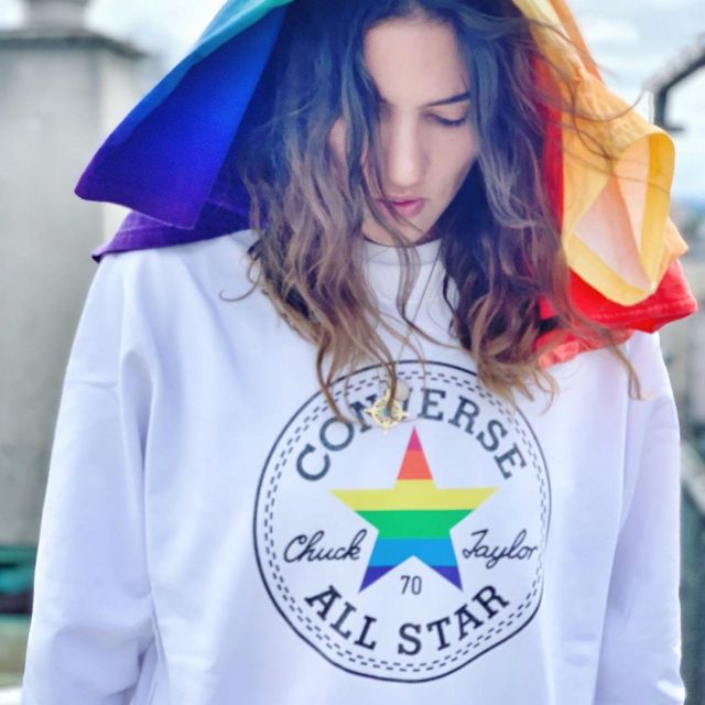 Con­verse Pride Crew Boyfriend Fit worn by Tamy Glauser on her Instagram account @tamynation
