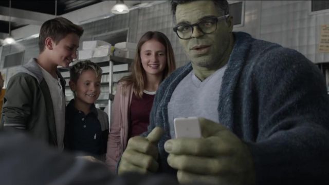 Le smartphone Google Pixel 3 'not pink' dans Avengers: Endgame