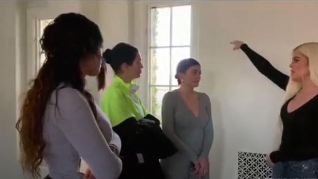 Missguided Neon Windbreaker Veste portée par Kendall Jenner en accord avec les Kardashians (Season16 Episode11)