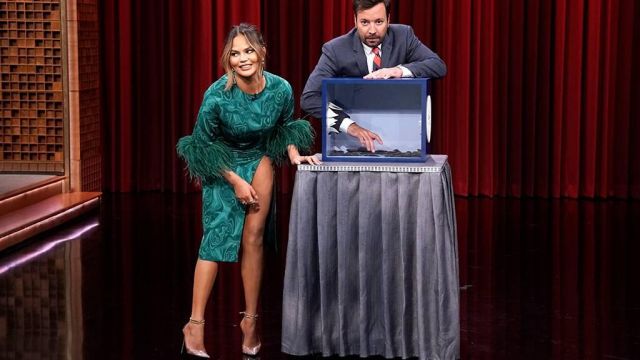 Alevi Milano Alevi Perla Heel in Campari Nude worn by Chrissy Teigen in The Tonight Show Starring Jimmy Fallon June 24, 2019