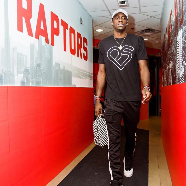 Damier Pochette porté par Pascal Siakam sur l'Instagram account @pskills43