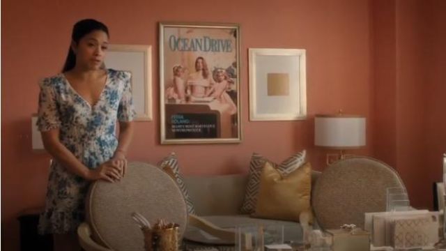 El vestido de seda floral Kooples Jazz usado por Jane Villanueva (Gina Rodríguez) en Jane the Virgin (Temporada05 Episodio13)