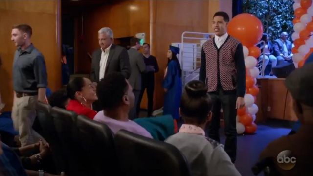 Efm Engineered For Motion Mariner Print Cardigan worn by Andre Johnson, Jr. (Marcus Scribner) in black-ish (S04E22)