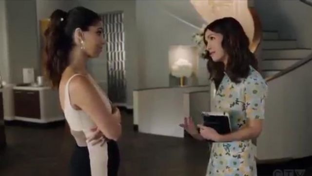 Sandro Short-Sleeve High-Neck Dress worn by Alicia Mendoza (Denyse Tontz) in Grand Hotel (S01E03)
