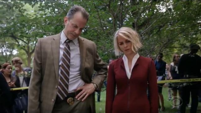 Akris Punto Zip Detalle Jersey Chaqueta usada por La Det. Lizzie Needham (Bojana Novakovic) en Instinct (S02E01)
