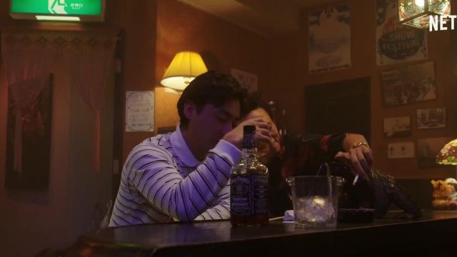 The striped polo Toru Muranishi (Takayuki Yamada) in The Naked Director (Season 01)
