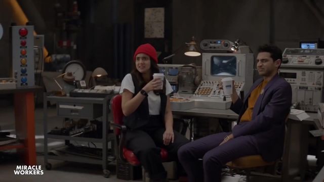 Red Cap worn by Eliza (Geraldine Viswanathan) in Miracle Workers (Season 01)