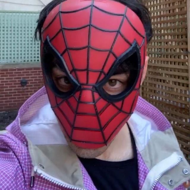 The mask Spider-Man Joe Jonas on his account Instagram @joejonas