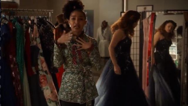 J. Crew Floral Printed Vincent Silk Blazer worn by Zoey Johnson (Yara Shahidi) in grown-ish (Season 02 Episode 17)