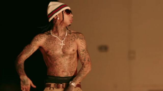 gucci white Crook Knit Hat worn by Lil Wayne in Lightskin music video by Tyga