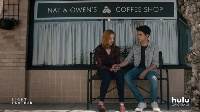 The trouser jean worn by Isaac Salcedo (Brent Rivera) in the serie Light as a Feather (S02E01)