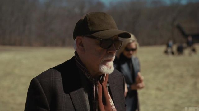 Les lunettes de soleil Persol portées par Logan Roy (Brian Cox) dans la série Succession (Saison 2 Episode 1)