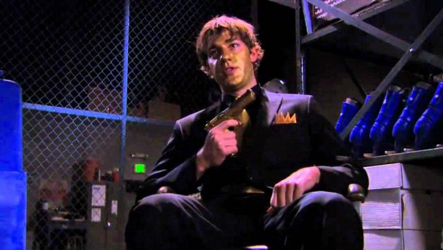 Gold Gun of Jim Halpert (John Krasinski) in The Office (S07E17)