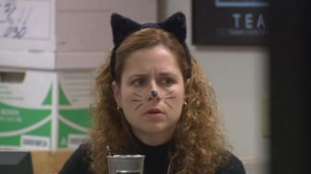 Black Cat Ears of Pam Beesly (Jenna Fischer) in The Office (S02E05)
