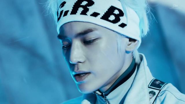 The headband Nike X Sophnet of Taeyong in the clip is The 7th sense of NCT U