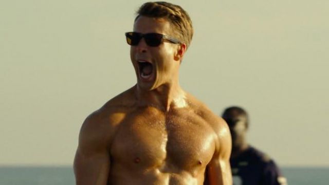 Tortoise Wayfarer worn by Glen Powell in Top Gun: Maverick