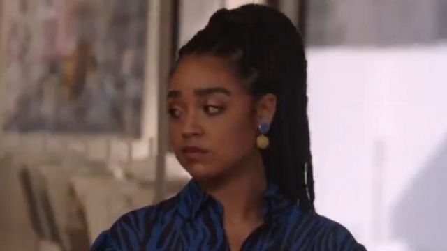 Ora C Mexico Silver Earrings worn by Kat Edison (Aisha Dee) in The Bold Type (Season 03 Episode 10)