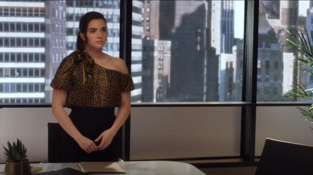 Sara Battaglia Belted Detail Pleated Trousers worn by Jane Sloan (Katie Stevens) in The Bold Type (Season 03 Episode 10)