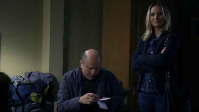 Frank & Eileen Barry Plaid Camisa usada por Veronica Mars (Kristen Bell) en Veronica Mars (Temporada 04 Episodio 02)