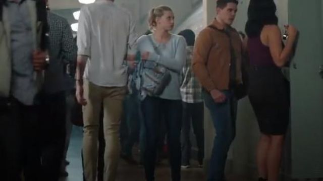 Herschel Supply Co Dawson Backpack worn by Betty Cooper (Lili Reinhart) in Riverdale (Season 01 Episode 03)
