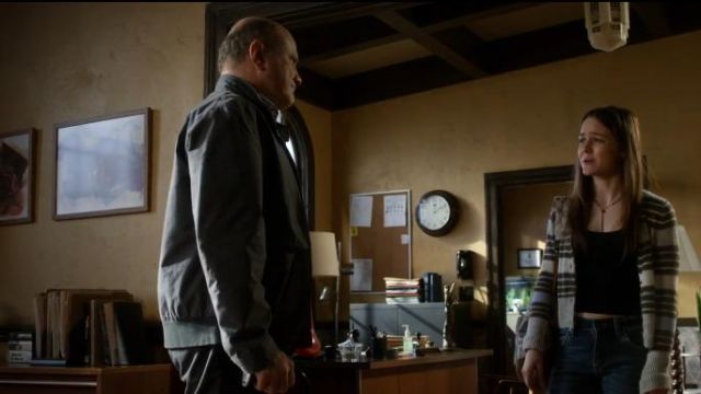 Free People Kinsley Sweater worn by Izabella Vidovic in Veronica Mars (Season 04 Episode 03)