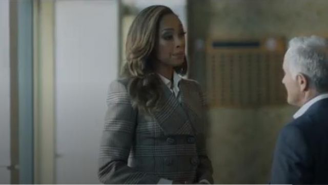Fendi Plaid Wool Double-Breasted Blazer worn by Jessica Pearson (Gina Torres) in Pearson (Season 01 Episode 01)