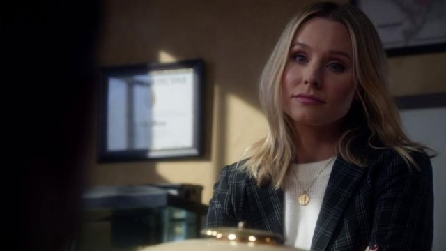 Le blazer à carreaux de Veronica Mars (Kristen Bell) dans Veronica Mars (S04E01)