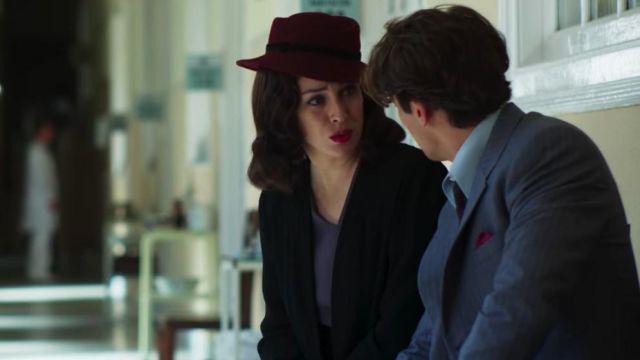 Burgundy Hat worn by Lidia/Alba (Blanca Suárez) in Cable Girls (S03E05)