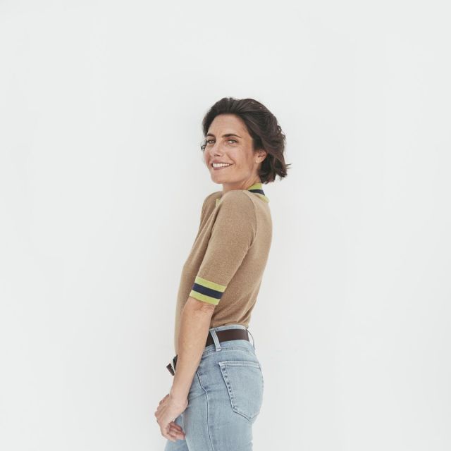 The Sweater cowl neck finishes two-tone of Alessandra Sublet's account on the instagram of @alessandra_sublet