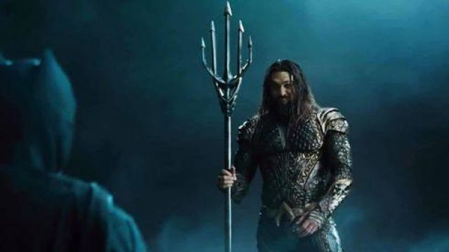 The Noble Collection Aquaman Trident