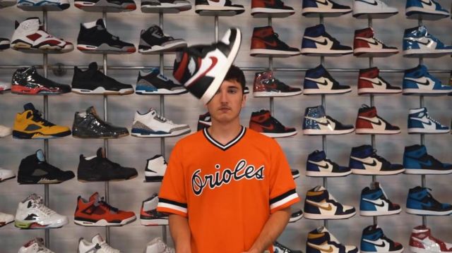 Les Sneakers Jordan 5 Retro noires vues dans I Bought The 10 Best Back To School Hype Snea­kers For 2019!