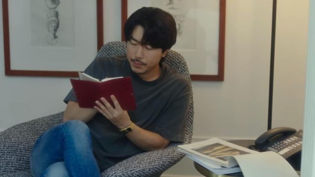 La montre Casio dorée de Park Dong-Cheol (Si-eon Lee) dans Abyss (S01E13)