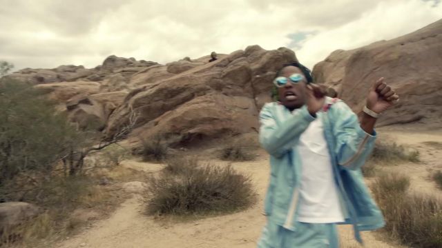 blue outfits worn by Rich The Kid as seen in his Plug Walk music video