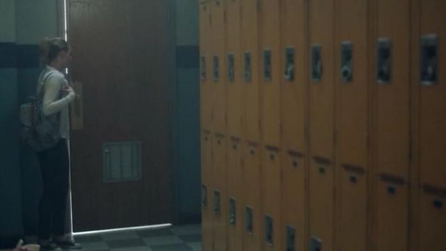 Herschel Blue Supply Co Dawson Backpack worn by Betty Cooper (Lili Reinhart) in Riverdale Season 1 Episode 12