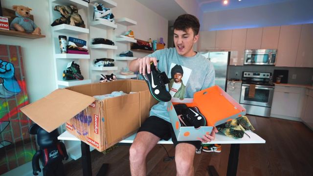 niece Centimeter bid Sneakers Nike Zoom Fly Mercurial Off White Black Harrison Nevel in Unboxing  A $5000.00 BEST Reviewed Hypebeast Mystery Box! | Spotern