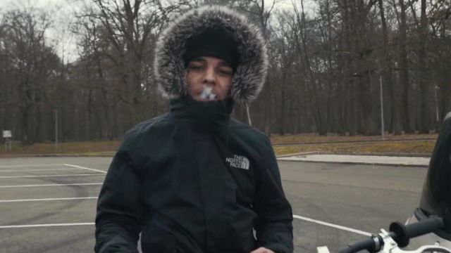 Parka The North Face worn by Zola in his clip Extasy