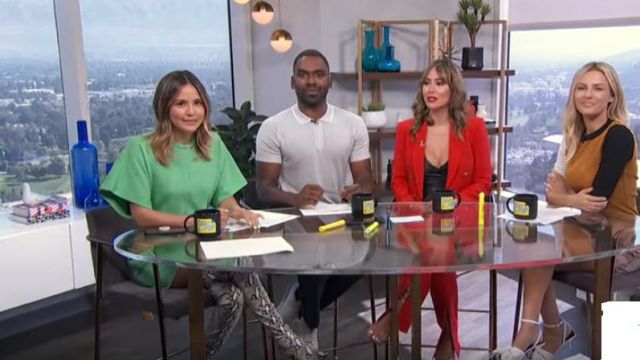 COS Soft Pleat A-Line Dress green worn by Erin Lim on E! News AUGUST 5, 2019