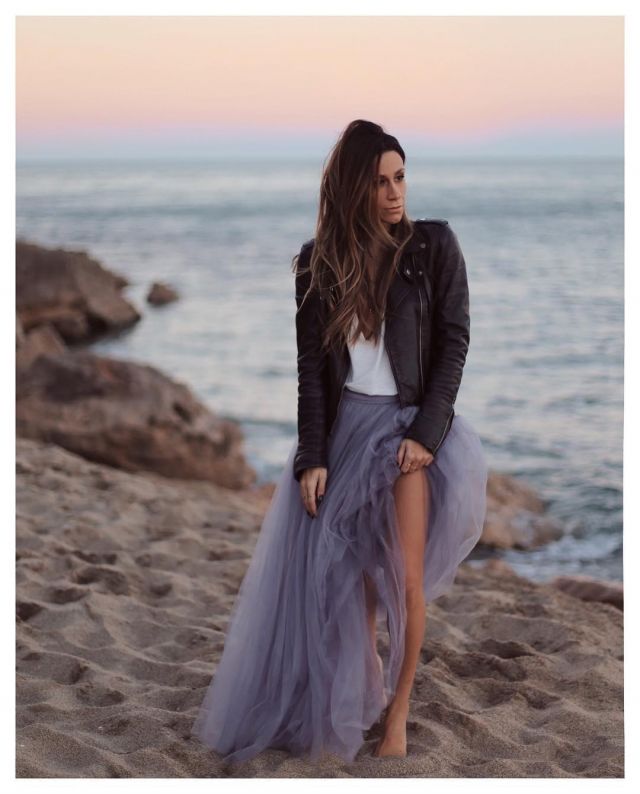 La jupe longue en tulle bleue de Cindy P sur le compte Instagram de @boho_addict