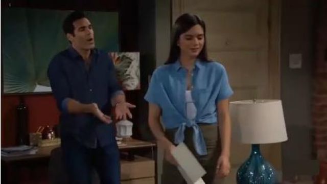 Madewell Den­im Short-Sleeve Tie-Front Shirt Hillford Wash worn by Lola Rosales as seen on The Young and the Restless August 13, 2019