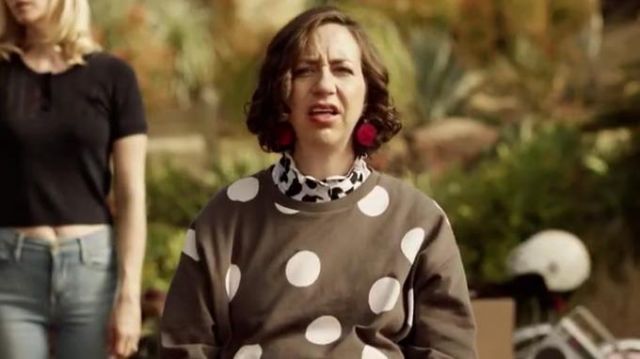 Asos Maternity Grey Sweater with White Polka Dots worn by Carol Pilbasian (Kristen Schaal) in The Last Man on Earth (S04E18)