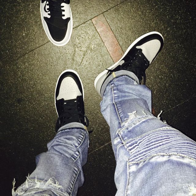 Sneakers Jordan 1 Retro Shadow (2013) by Quinn Cook on the account Instagram of @qcook323