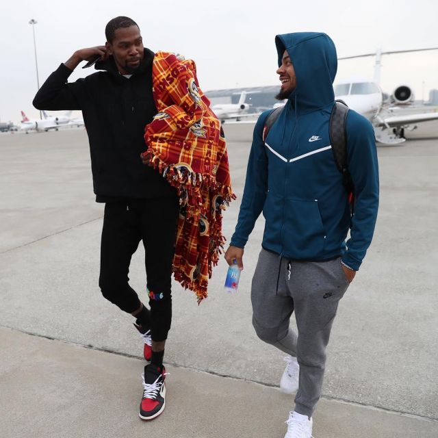 The jogging pants Nike Sportswear Tech Fleece Quinn Cook on the account Instagram of @qcook323