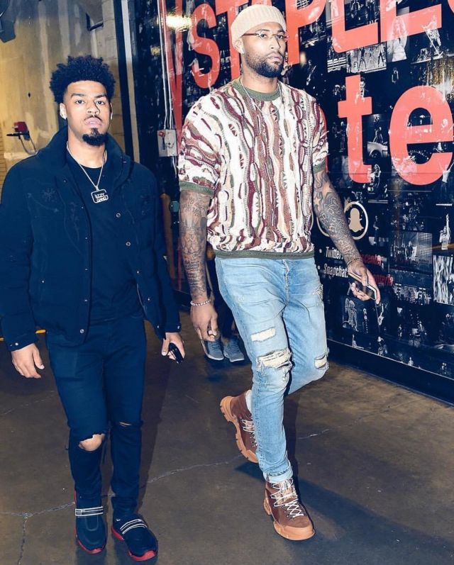The skinny denim jeans black Quinn Cook on the account Instagram of @qcook323