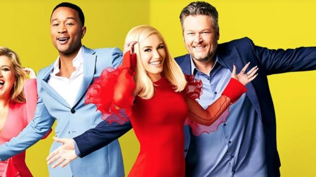 David Koma manche longue rouge mini robe portée par Gwen Stefani comme on le voit dans The Voice (Saison 16)