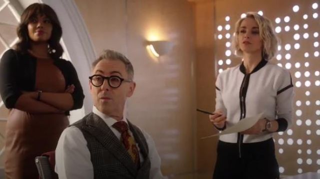 Lafayette 148 New York Blanc à Contraste de Tricot Blouson porté par Det. Lizzie Needham (Bojana Novakovic) dans l'Instinct (S02E10)