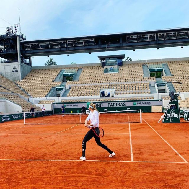 Las medias Nike de Eugenie Bouchard en la cuenta de Instagram de @geniebouchard