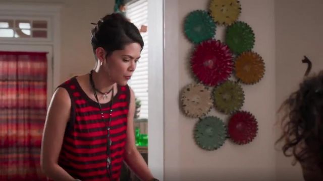 Free People Black Cross Plains High Low Collar worn by Bex Mack (Lilan Bowden) in Andi Mack (S03E10)