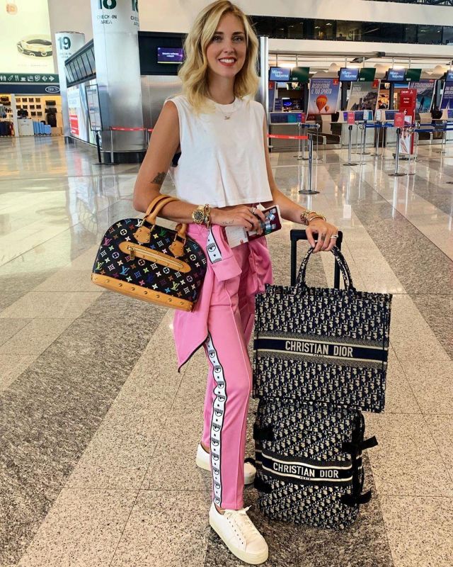 The pink jacket, Chiara Ferragni on the account Instagram of @chiaraferragni