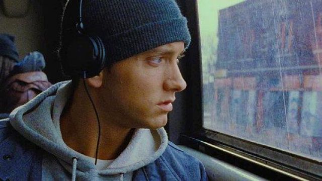 Sony headphones of Jimmy 'B-Rabbit' Smith (Eminem) in 8 Mile