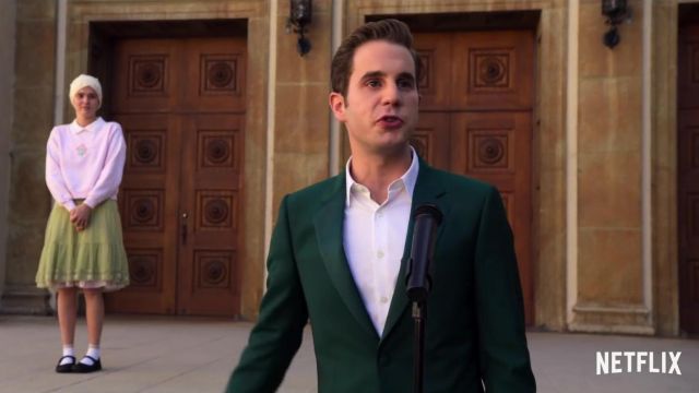 Green Suit worn by Payton Hobart (Ben Platt) in The Politician (S01E01)